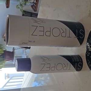 Ashley Graham St. Tropez self tanning mouse. Ultimate Glow Kit